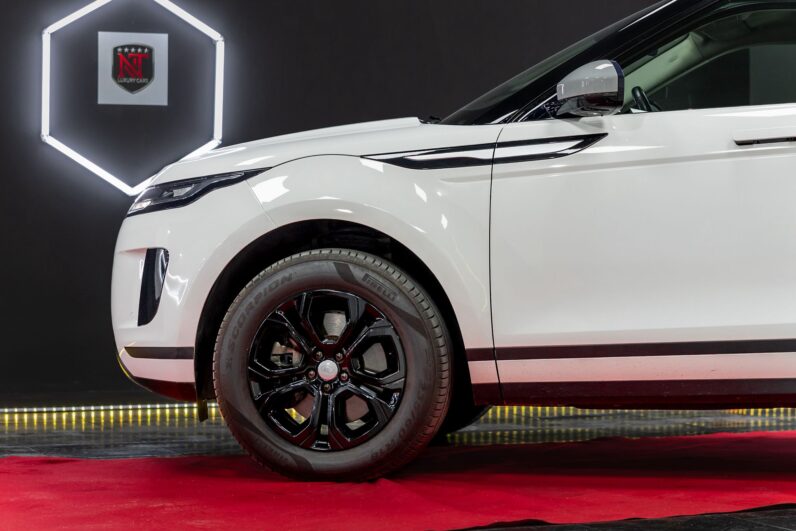 LAND-ROVER Range Rover Evoque 2.0 D150 RDynamic FWD